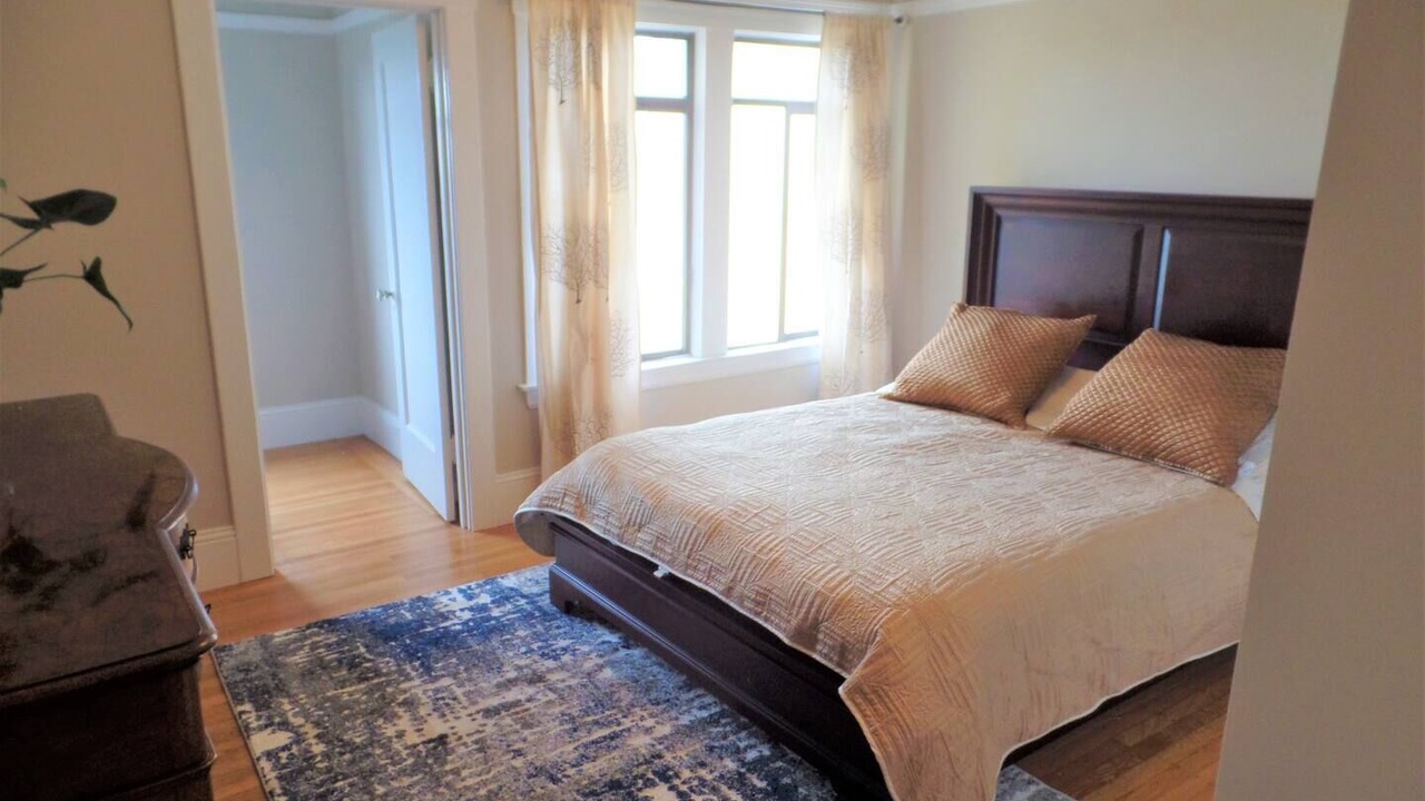 Photo of Bedroom in Outer Richmond