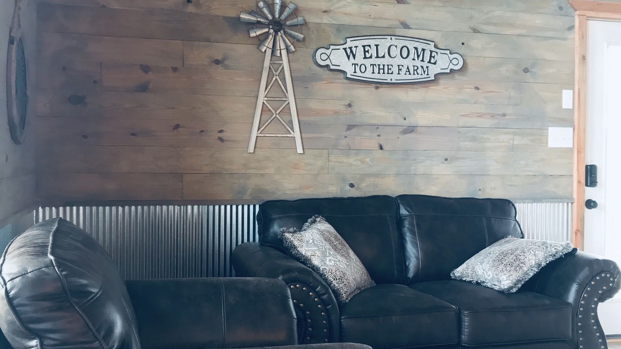 Photo of Livingroom in Union Springs