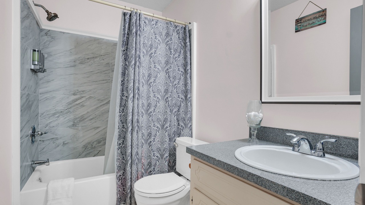 Photo of Bathroom in Gunter Afs