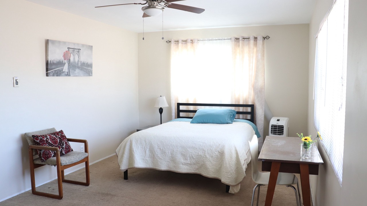 Photo of Bedroom in Downey