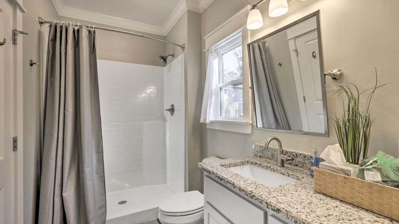 Photo of Bathroom in Eufaula