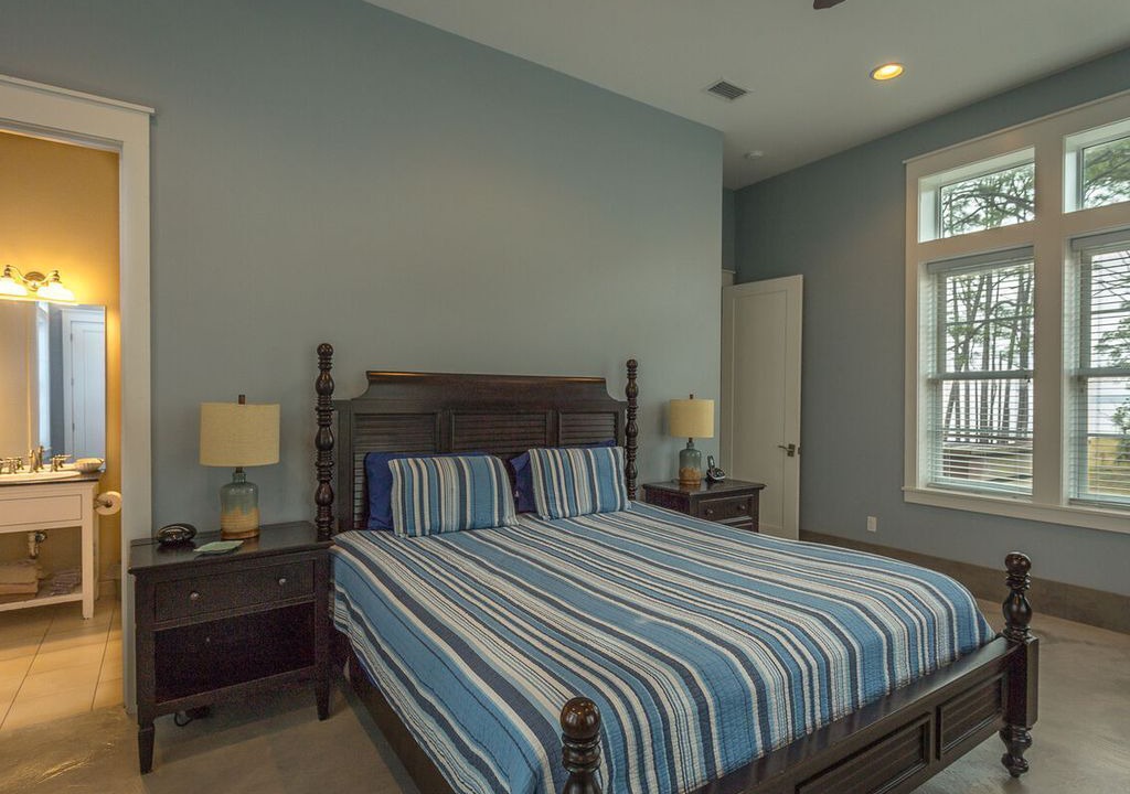 Photo of Bedroom in Carrabelle