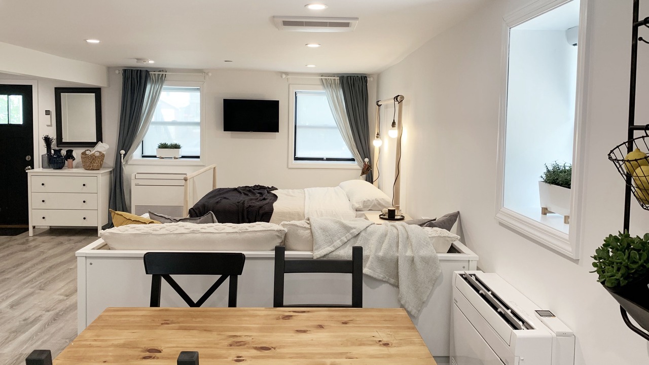 Photo of Bedroom in Tarrytown