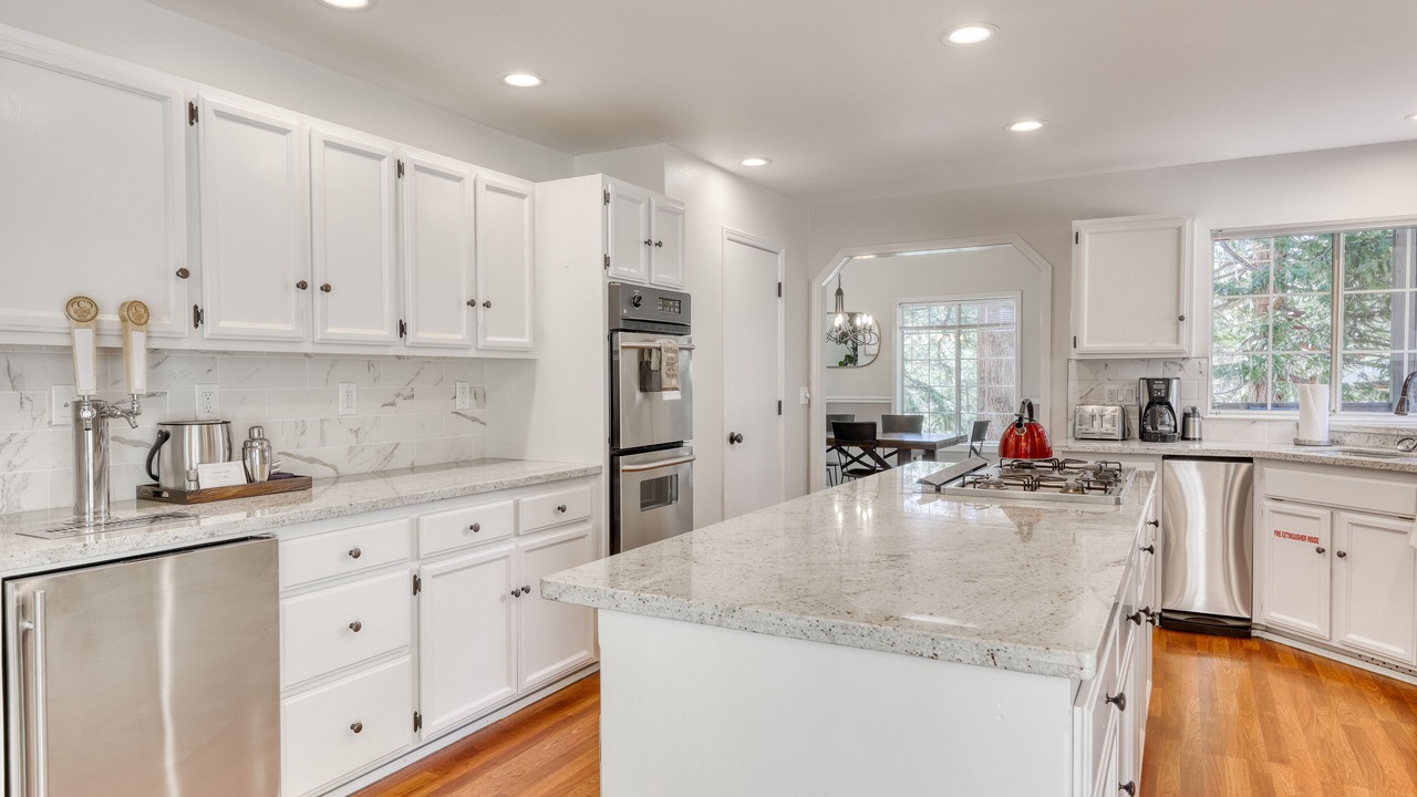 Photo of Kitchen in Round Hill Village