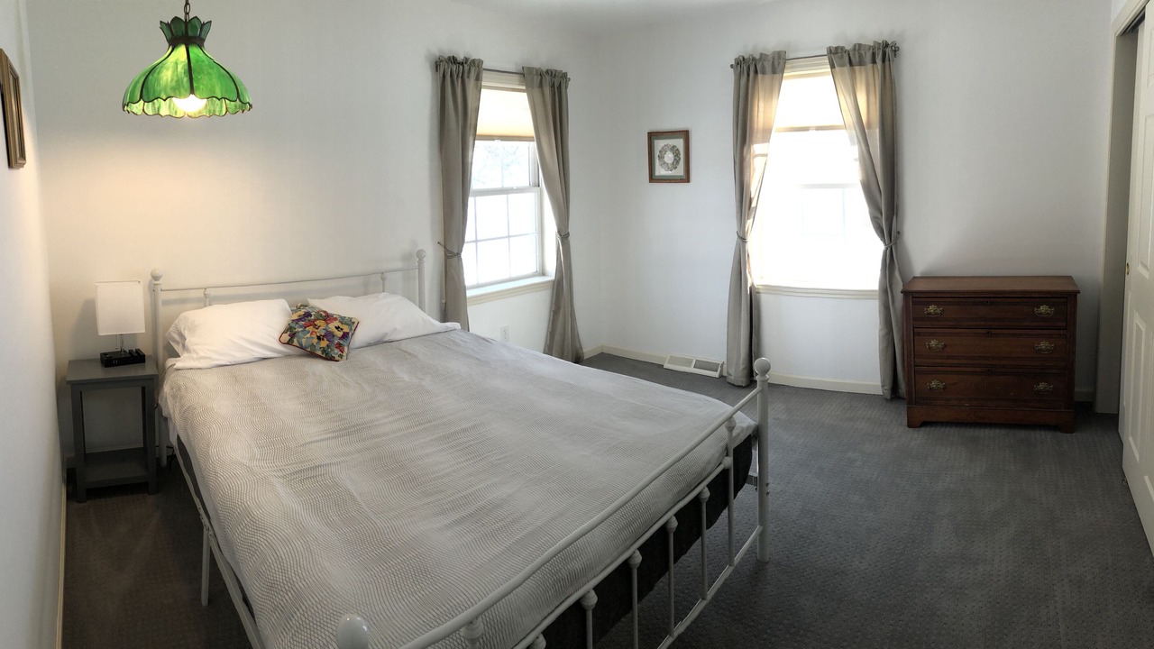 Photo of Bedroom in Bloomfield