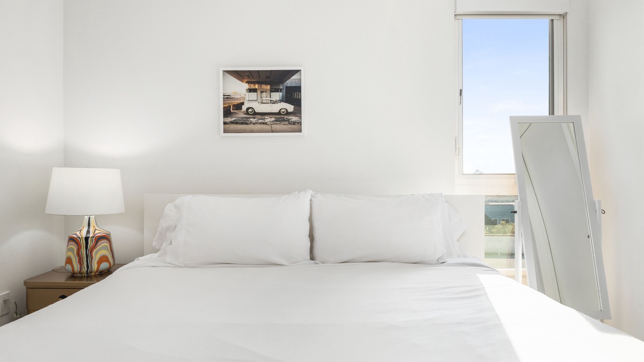 Photo of Bedroom in Carthay Circle