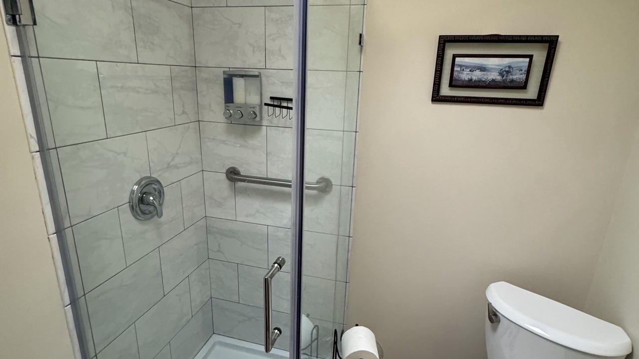 Photo of Bathroom in Sunset Park