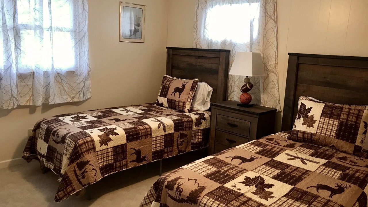 Photo of Bedroom in Town of Benton