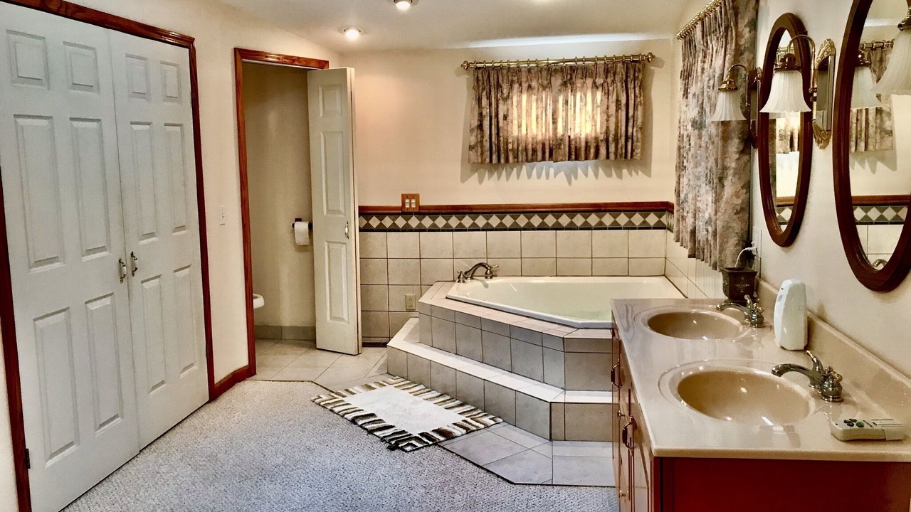 Photo of Bathroom in Town of Benton