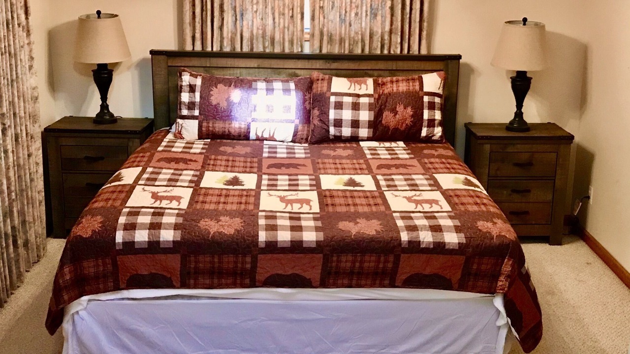 Photo of Bedroom in Town of Benton