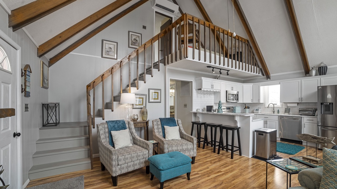 Photo of Livingroom in The Point