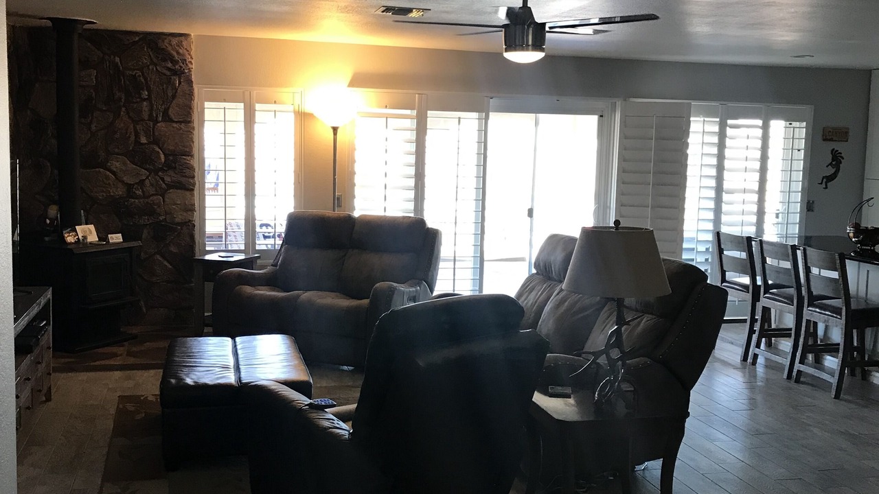 Photo of Livingroom in Sunridge Estates