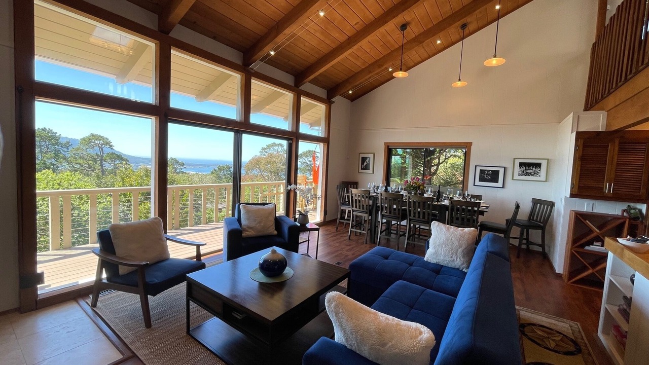 Photo of Bedroom in Northeast Carmel