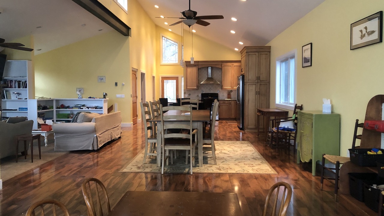 Photo of Livingroom in Penn Yan