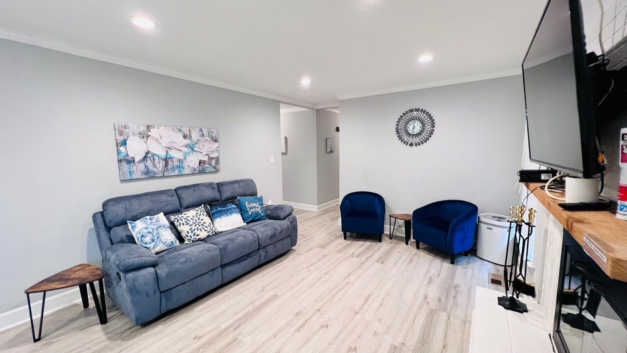 Photo of Livingroom in Cary