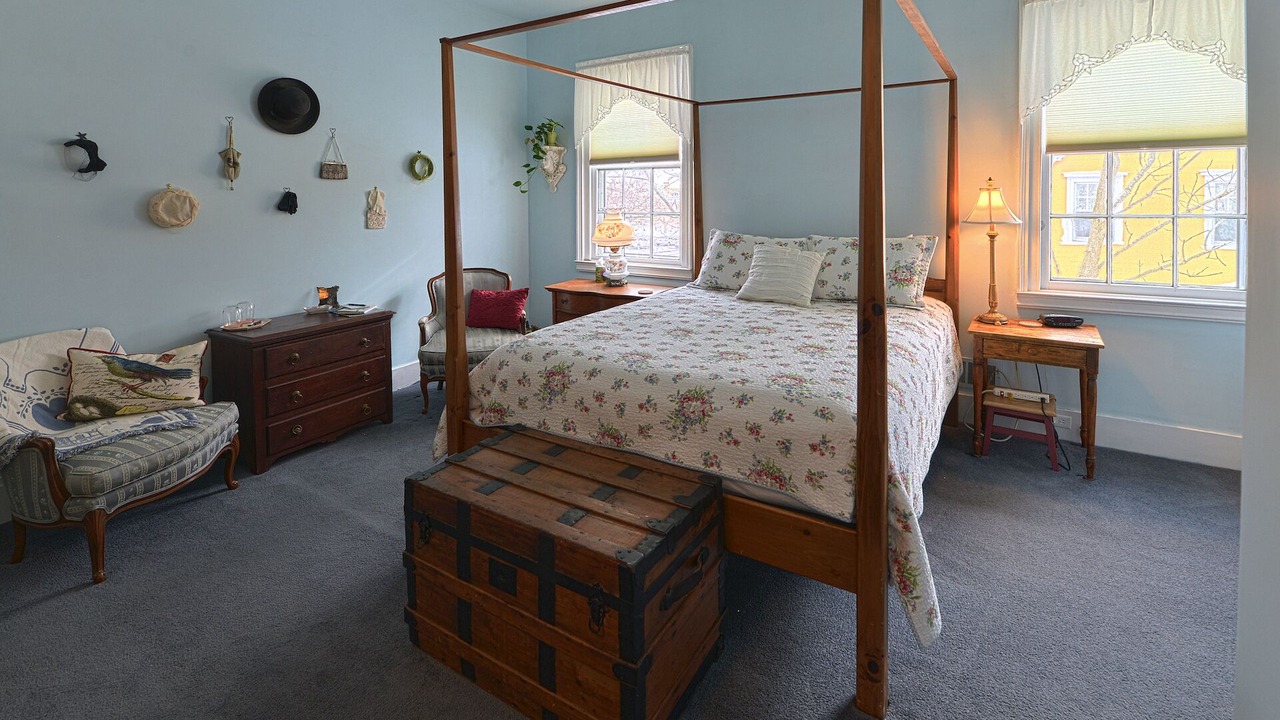 Photo of Bedroom in Canandaigua