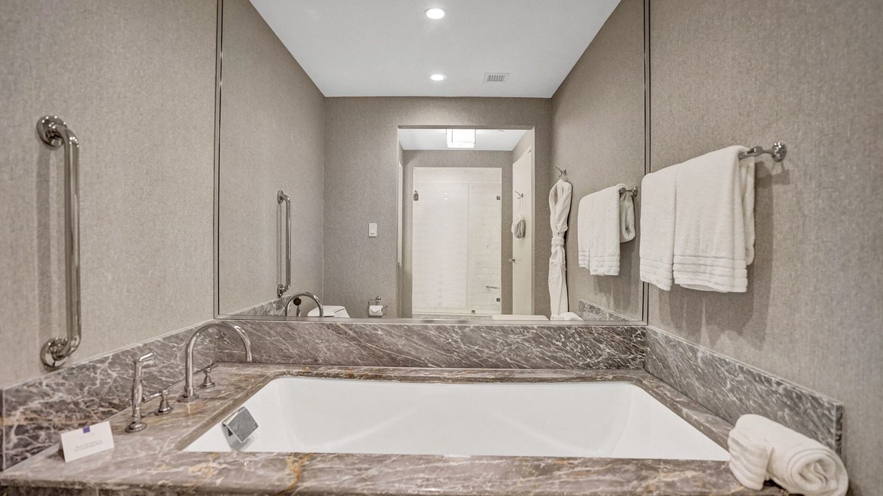 Photo of Bathroom in Central Beach