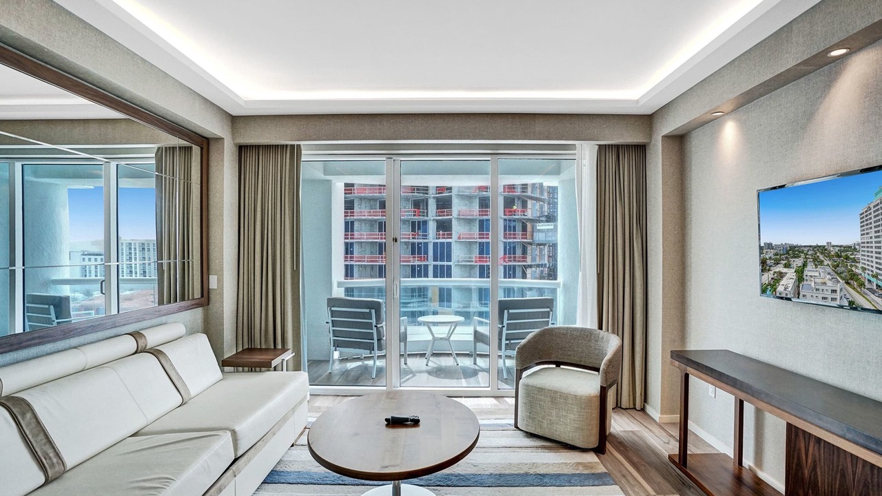Photo of Livingroom in Central Beach