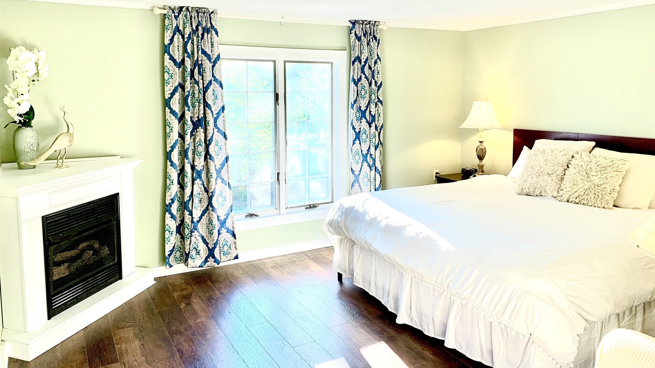 Photo of Bedroom in Bristol Hills