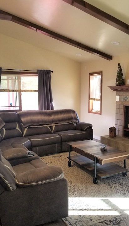 Photo of Livingroom in Big Bear