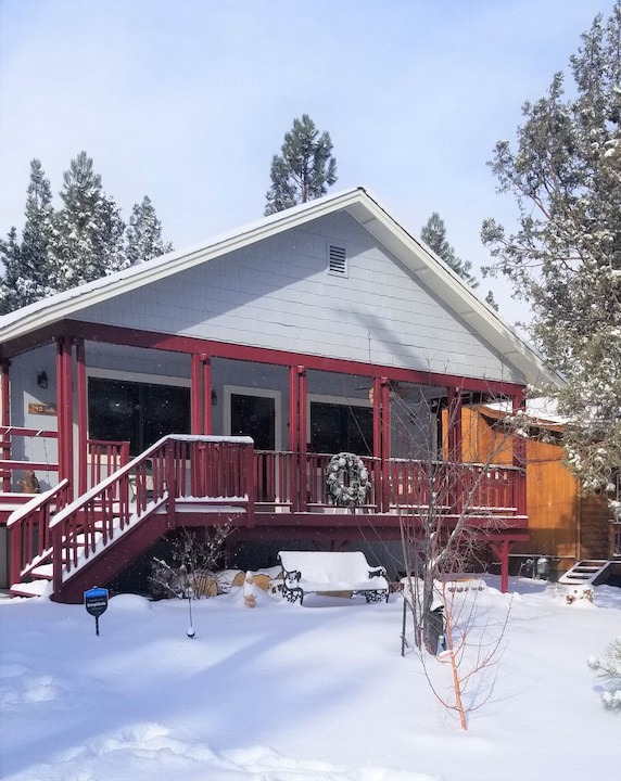 Photo of Buildings in Big Bear