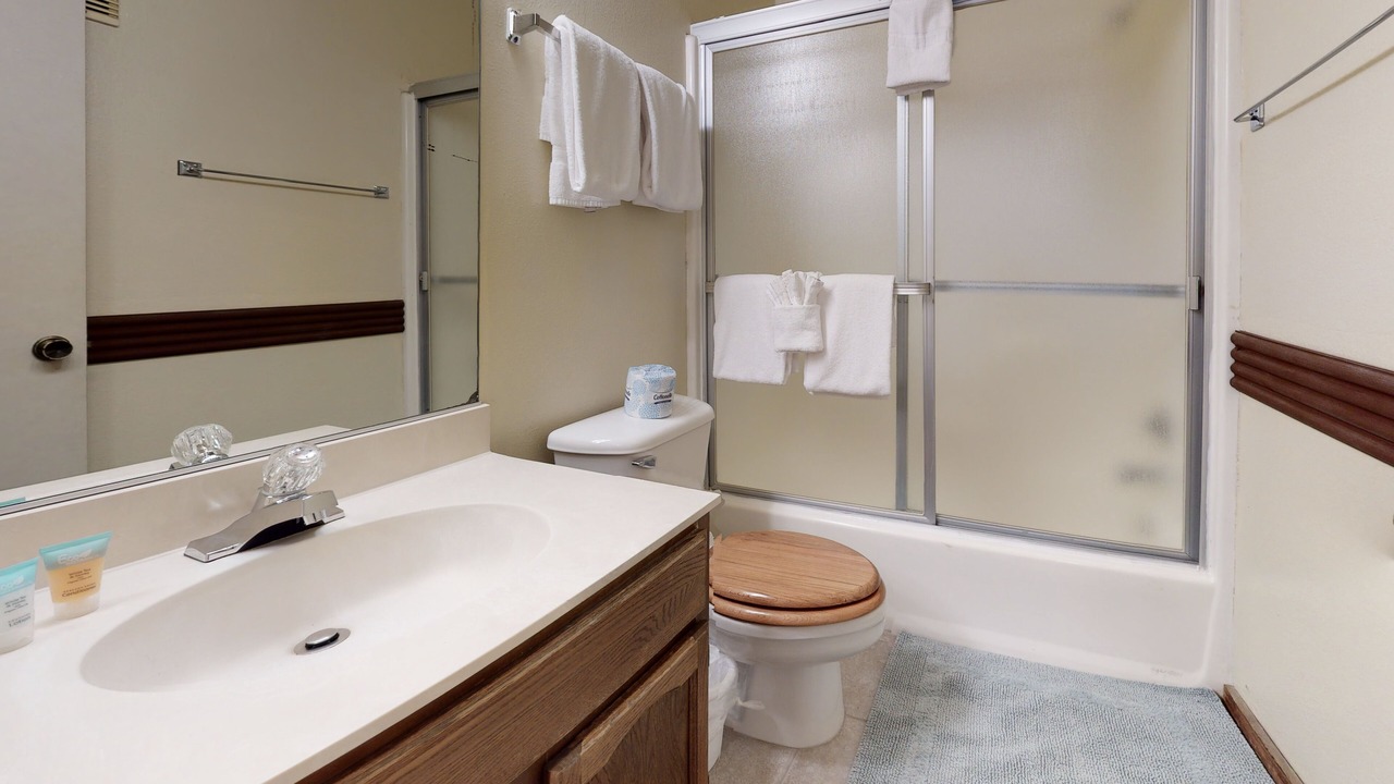 Photo of Bathroom in Mammoth Lakes