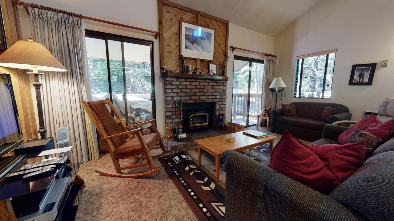Photo of Livingroom in Mammoth Lakes