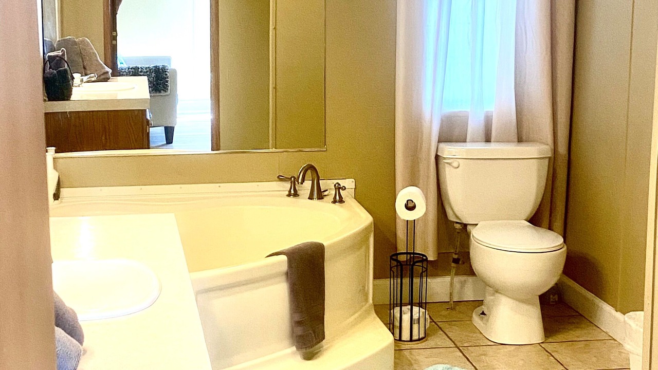 Photo of Bathroom in Ramer