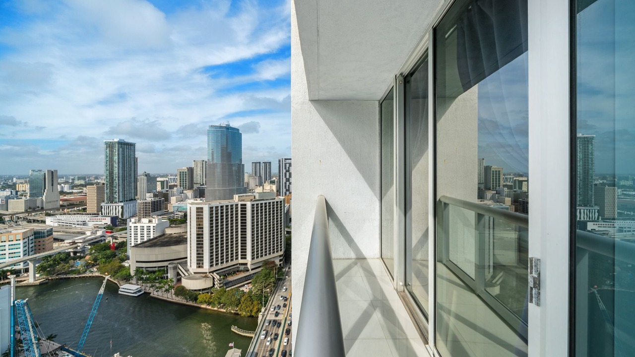 Photo of Others in Downtown Miami