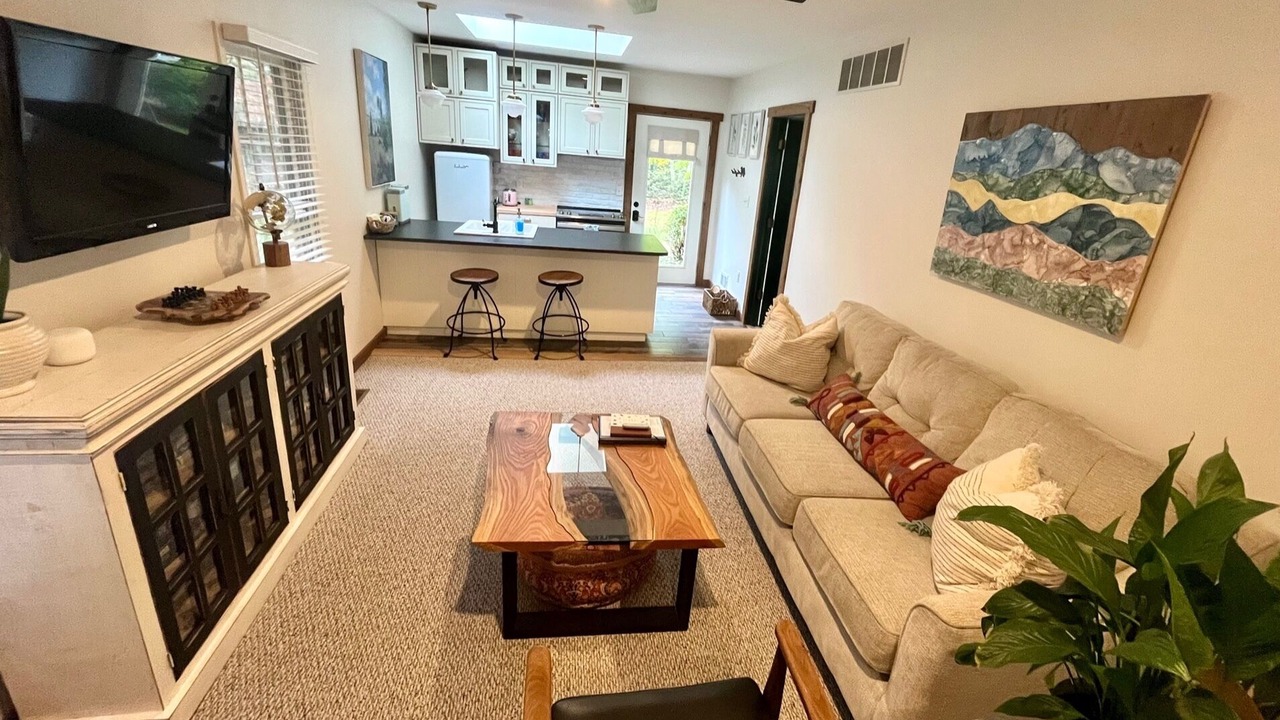 Photo of Bedroom in Medford Lakes
