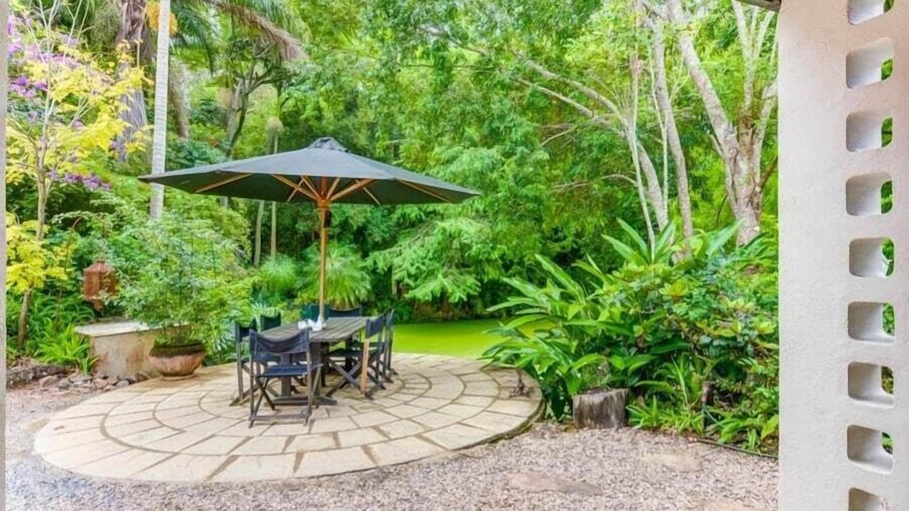 Photo of Outdoor in Balmoral Ridge