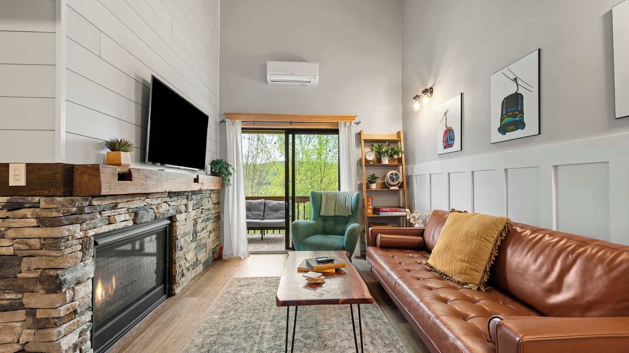 Photo of Livingroom in Great Valley