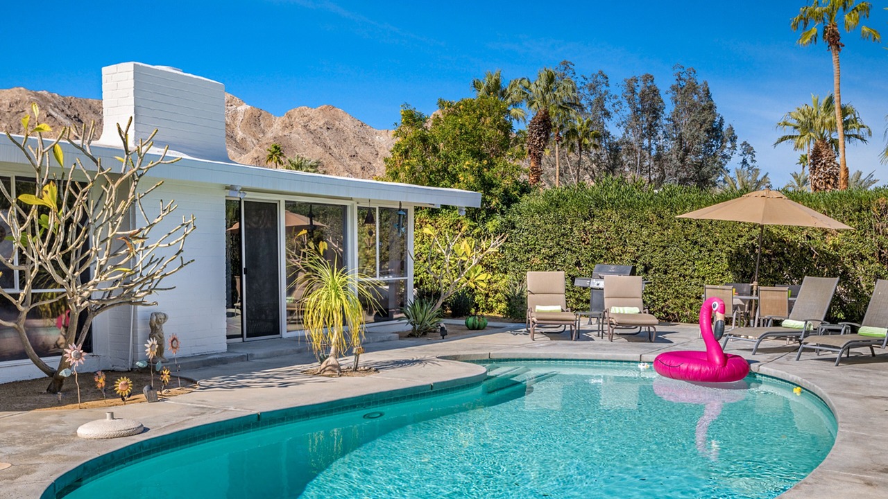 Photo of Outdoor in Magnesia Falls Cove