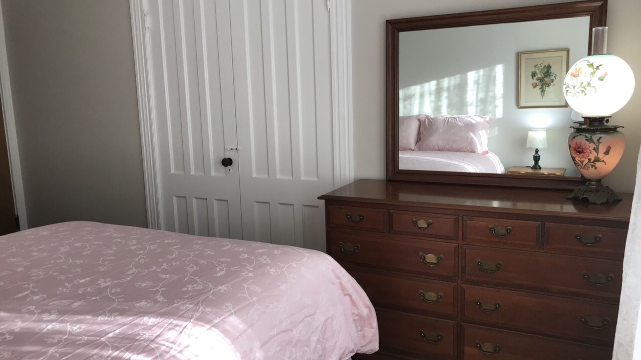 Photo of Bedroom in Clifton Springs