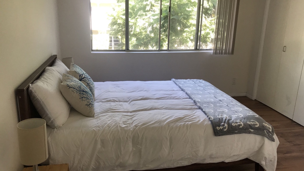 Photo of Bedroom in Sawtelle