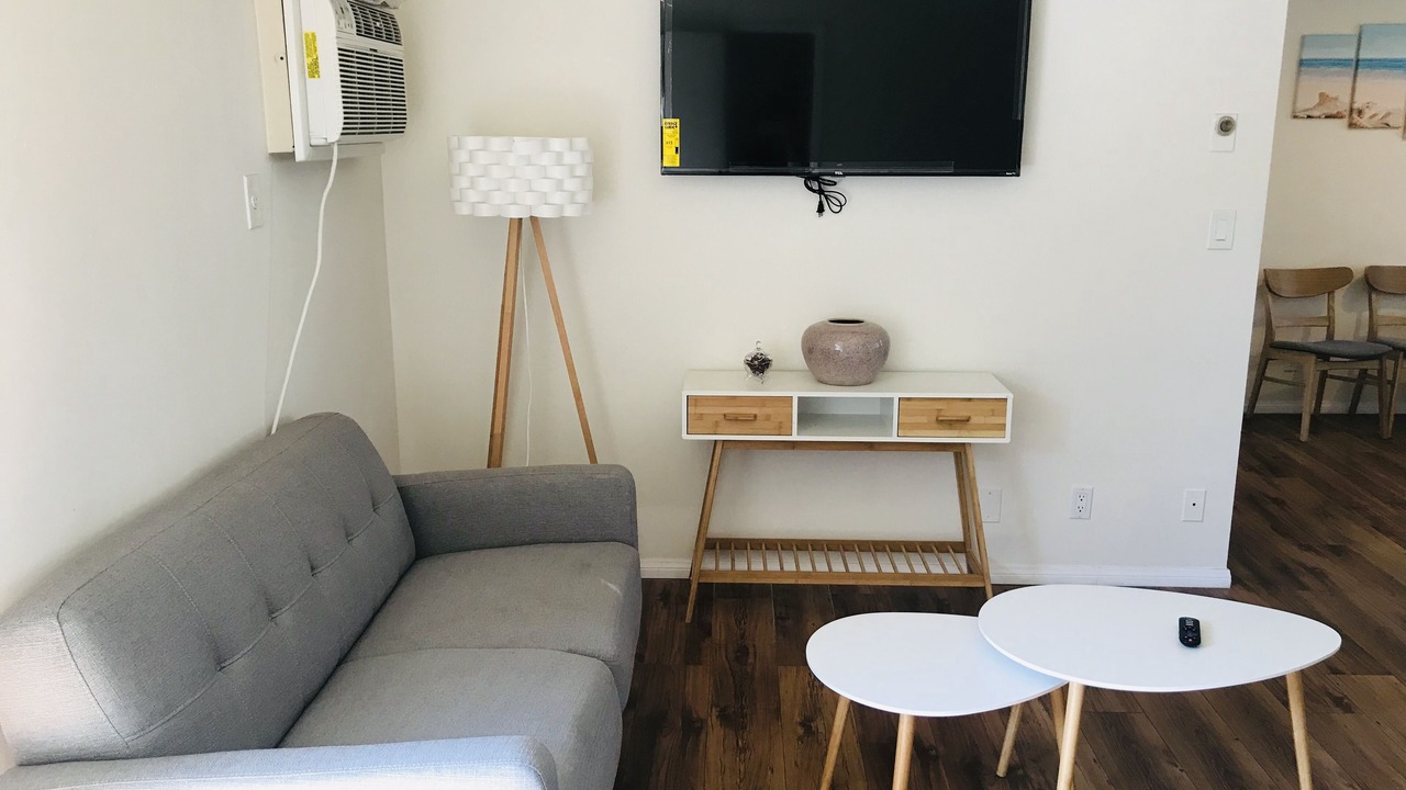 Photo of Livingroom in Sawtelle