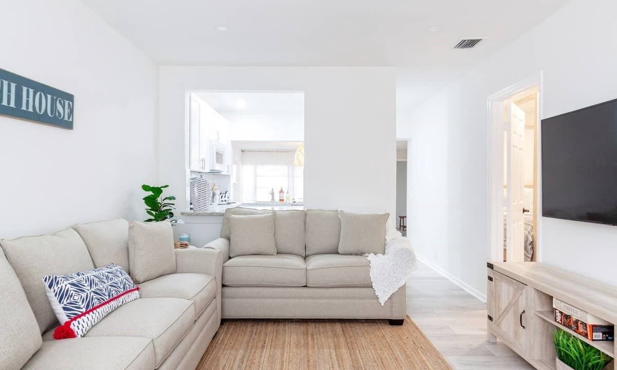 Photo of Livingroom in Cypress Point