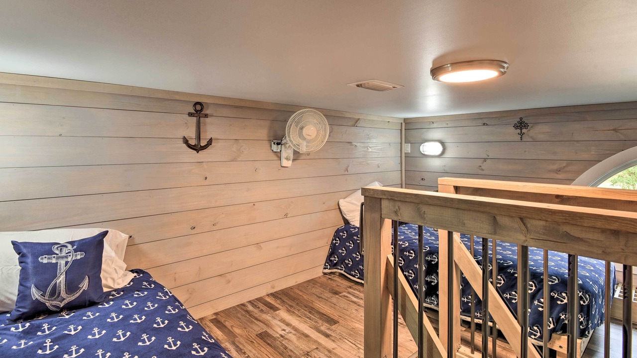 Photo of Bedroom in Foley