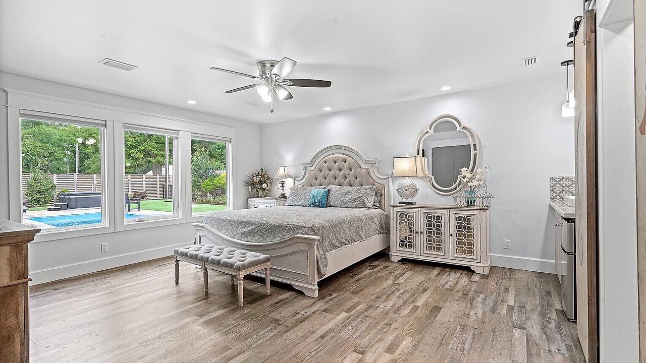 Photo of Bedroom in Foley