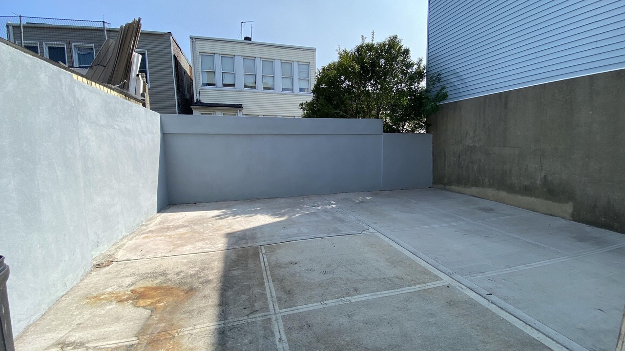 Photo of Outdoor in East Bronx