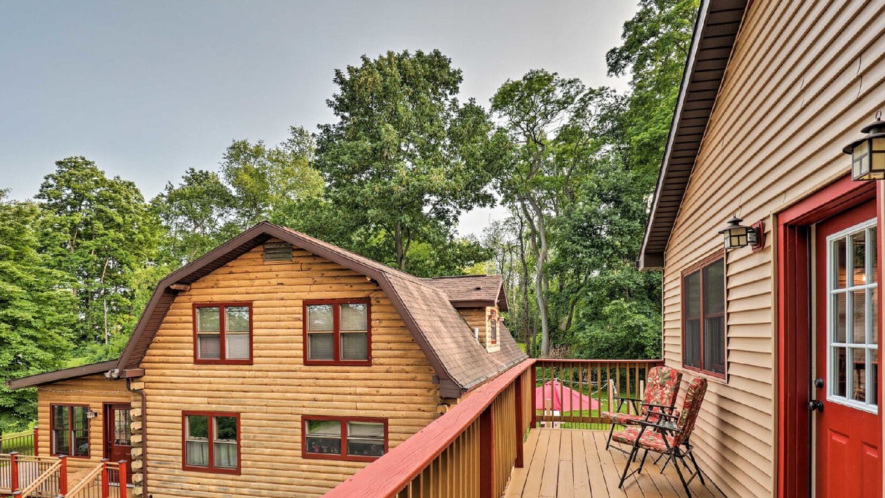 Photo of Patio Balcony in Seneca Falls