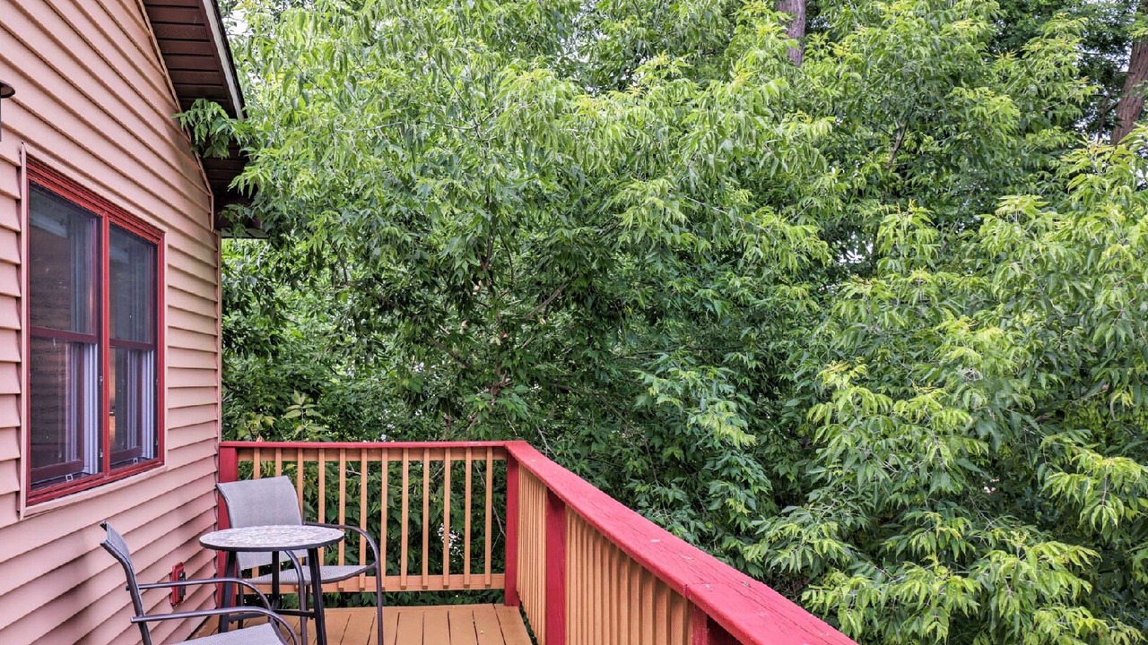 Photo of Patio Balcony in Seneca Falls