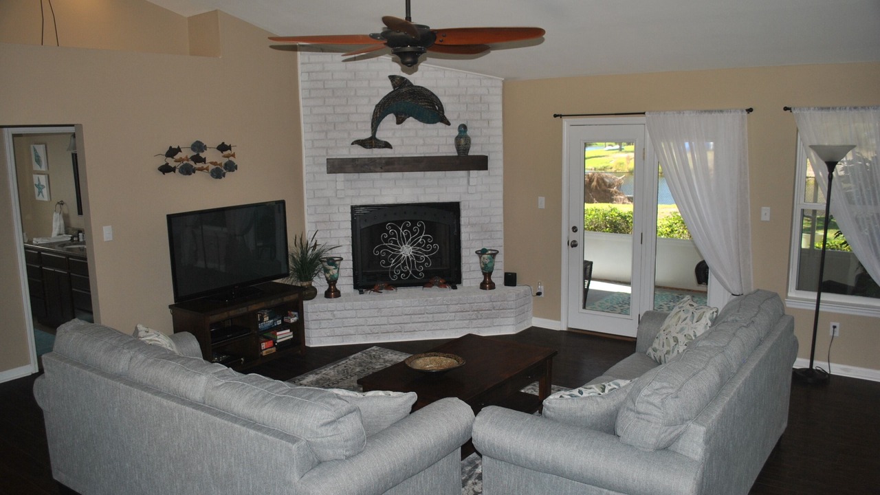 Photo of Livingroom in Ono Island