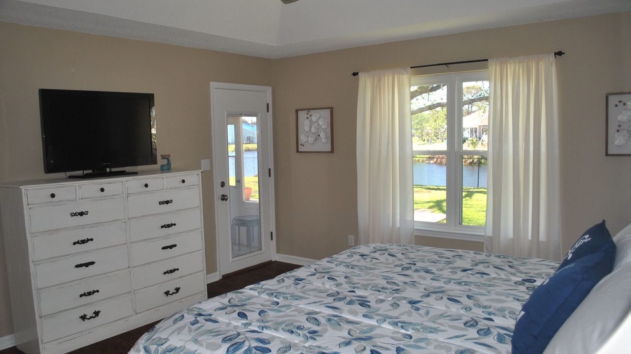Photo of Bedroom in Ono Island