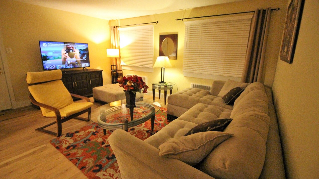 Photo of Livingroom in Haddonfield