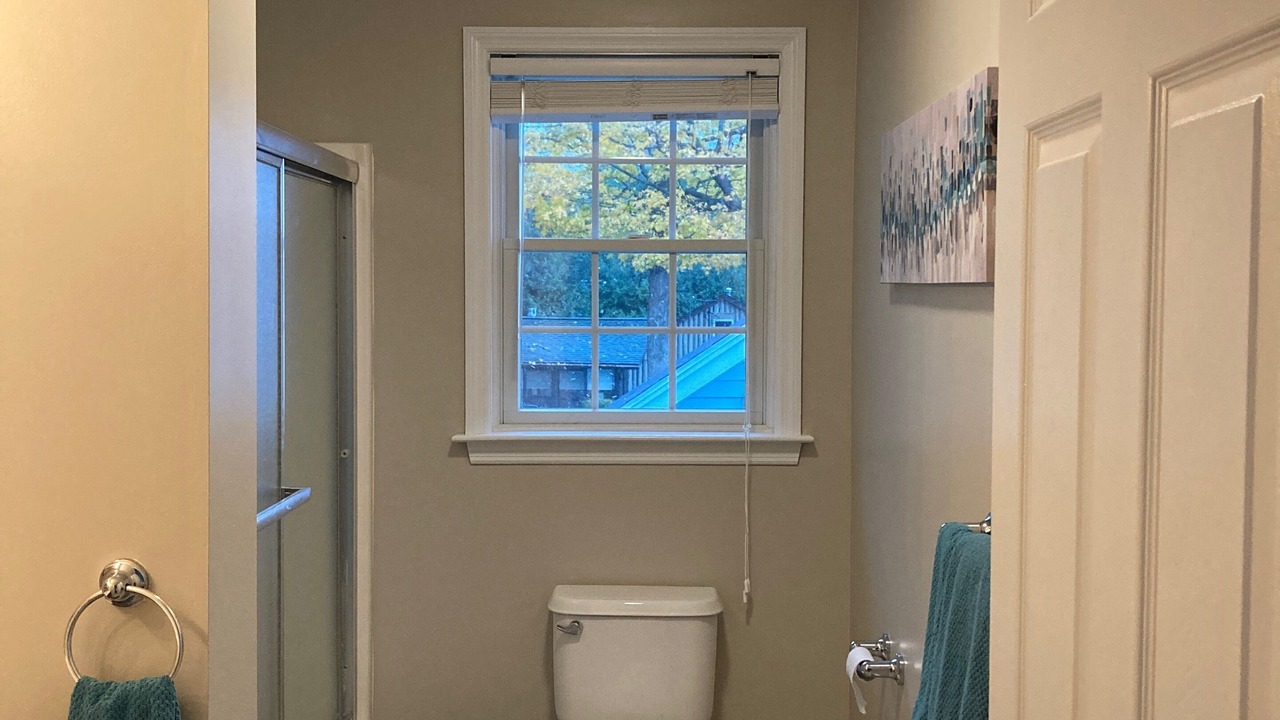 Photo of Bathroom in Geneseo