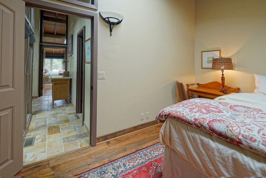 Photo of Others in Quail Lodge