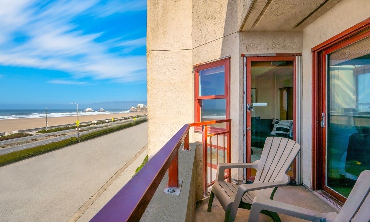 Photo of Outdoor in Outer Richmond