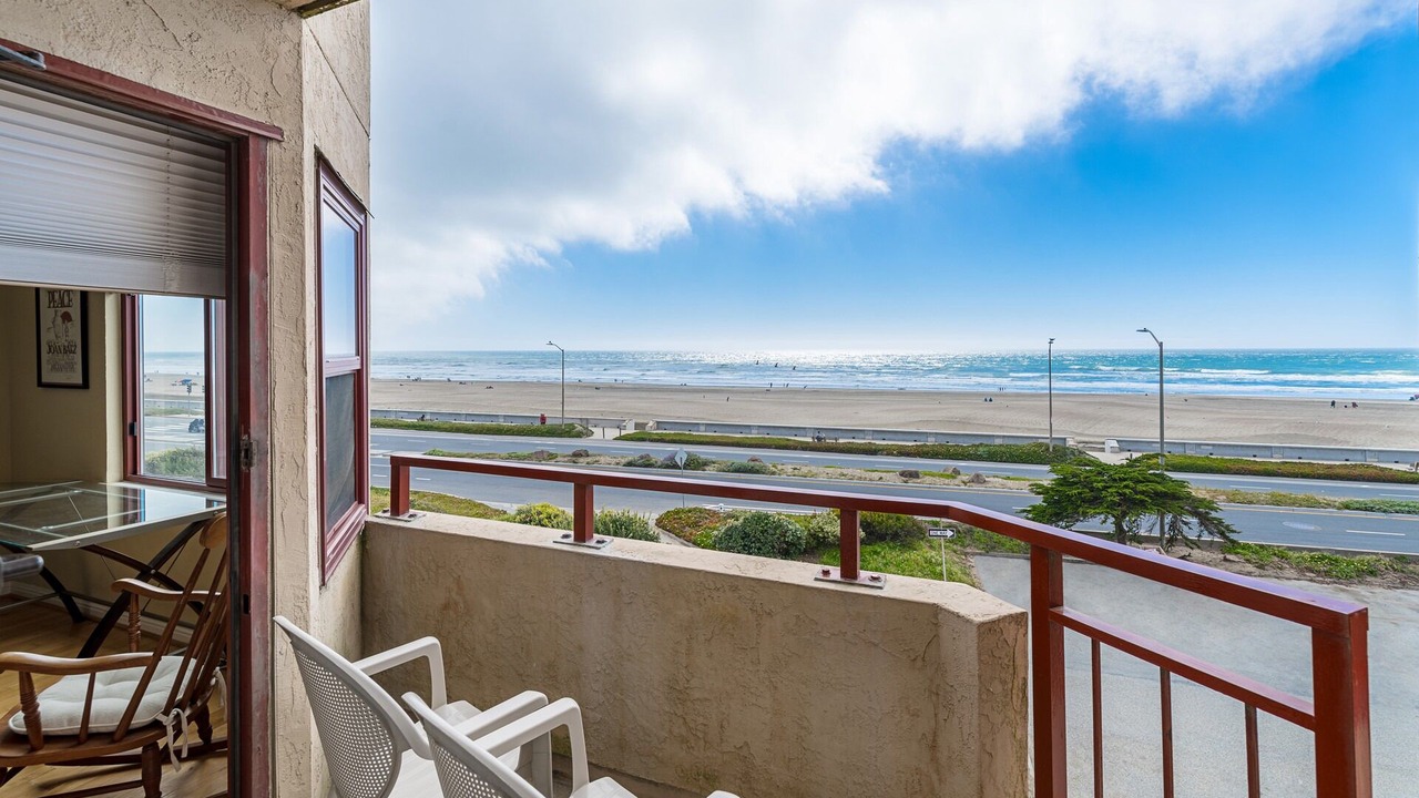 Photo of Outdoor in Outer Richmond