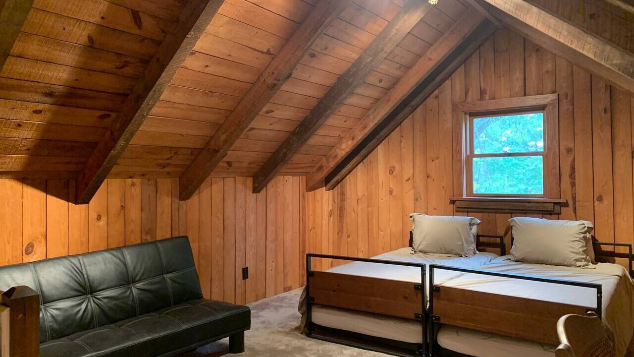 Photo of Bedroom in Apex